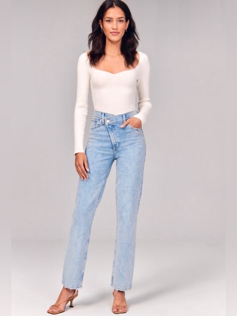 NWT Abercrombie Curve Love The Dad High Rise Crossover Denim Jeans Sz 30 Short